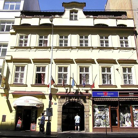 Hotel U Dvou Zlatych Klicu Praga Exterior foto